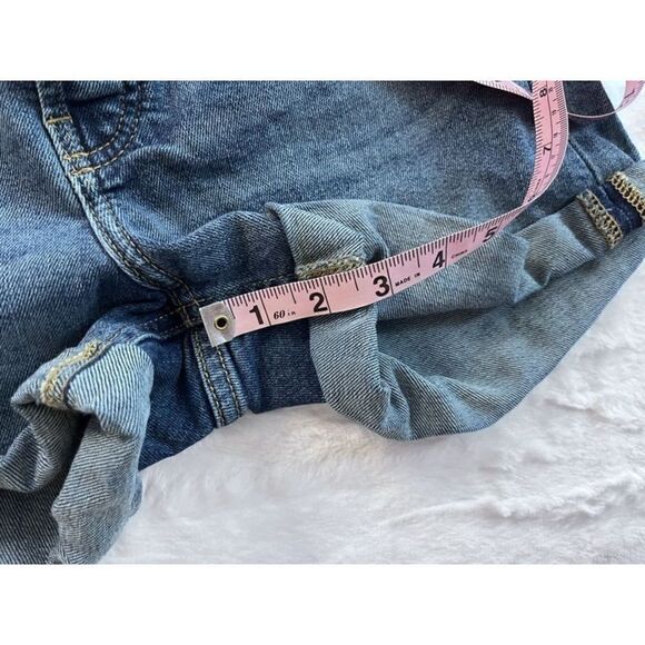 Old Navy High Rise Denim Shorts Size 6 - Picture 5 of 6